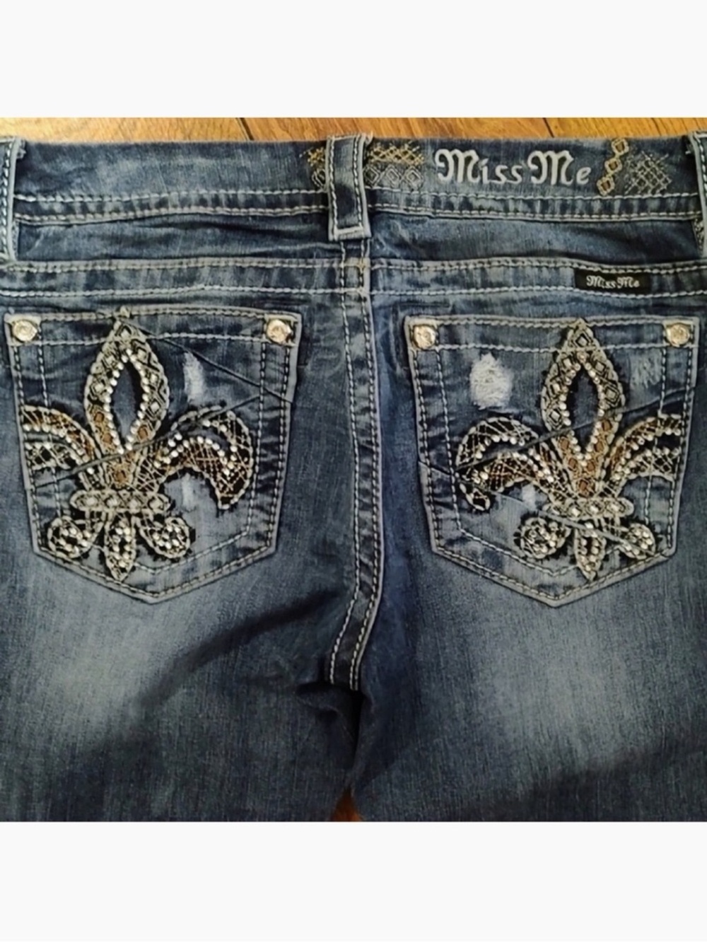 Gorgeous Miss Me Signature Straight Jeans With Embellished Pockets 33” Inseam